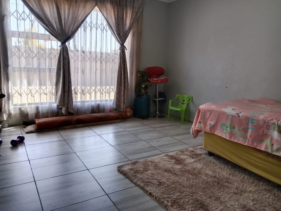 4 Bedroom Property for Sale in Kuruman Northern Cape